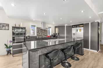 7 Mermaid Place, Whitianga