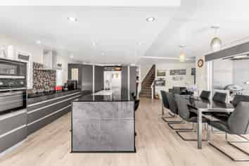 7 Mermaid Place, Whitianga