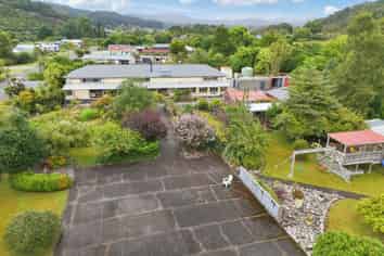 717 Taylorville Road, TAYLORVILLE