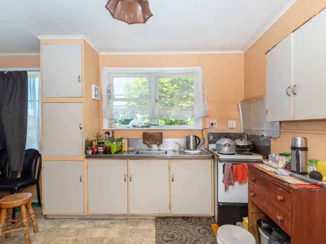 3 Lloyd Avenue, Papatoetoe