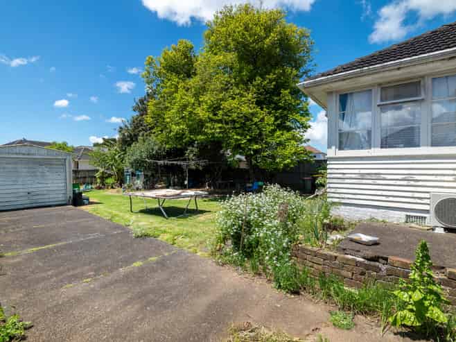 3 Lloyd Avenue, Papatoetoe