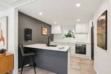 90 Laingholm Drive, Laingholm