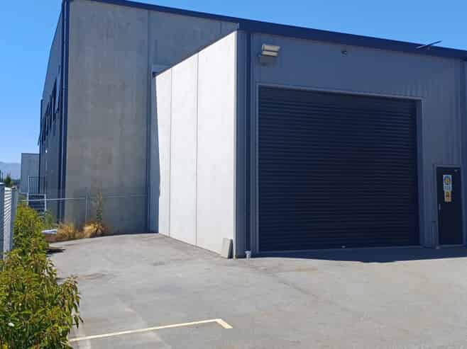 Your New Showroom and Warehouse Premise Awaits