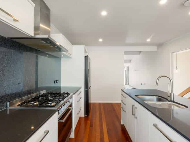 10 Jennifer Place, Chartwell