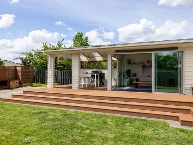 10 Jennifer Place, Chartwell