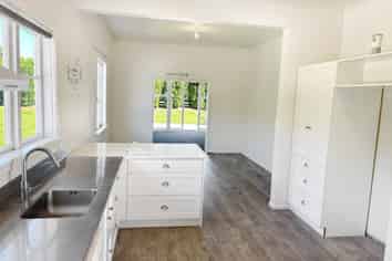 176 Napier Road, Havelock North