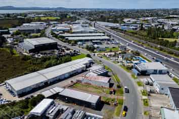 Henderson 869sqm standalone industrial