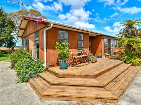 2086 State Highway 2, Maramarua