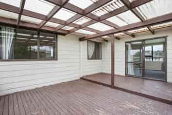 10 Faram Place, Massey