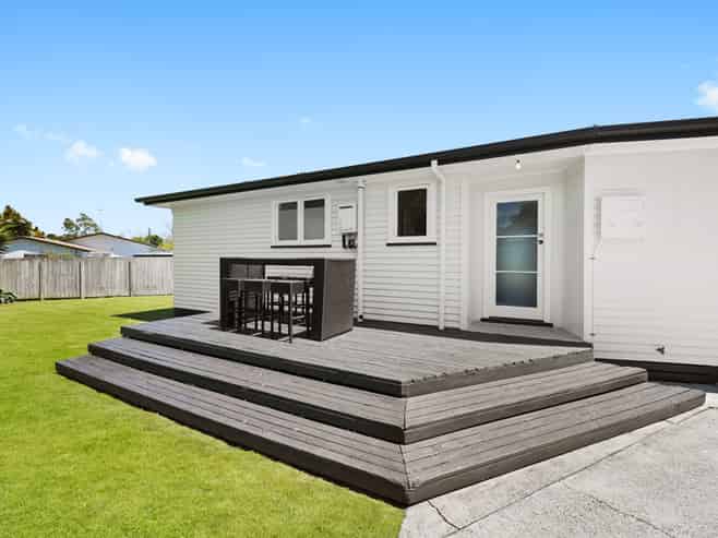 56 Southsea Crescent, Silverdale