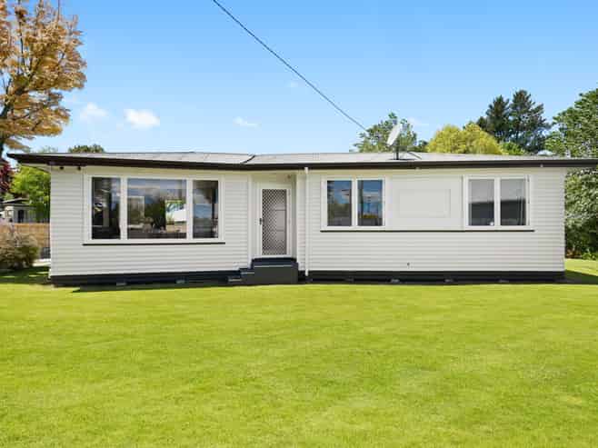 56 Southsea Crescent, Silverdale