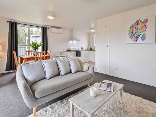 B/8 Walton Way, Flaxmere