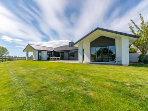 59 Rolling Ridges Road, Levels