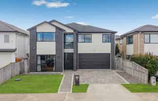 32 Carrygawley Road, Flat Bush