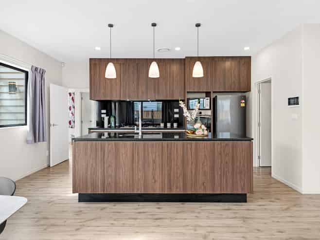 32 Carrygawley Road, Flat Bush