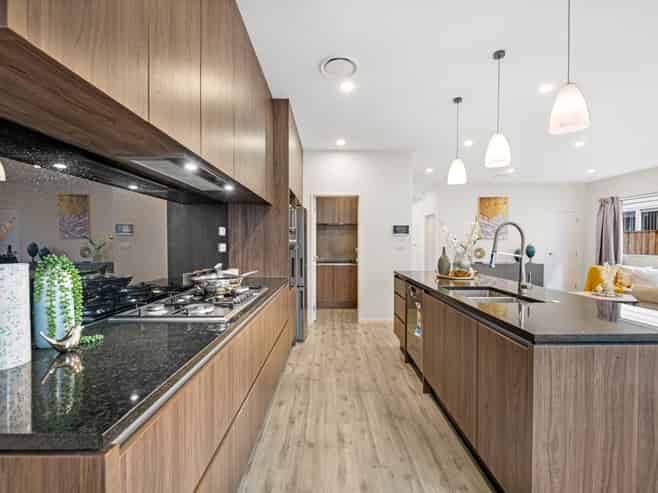 32 Carrygawley Road, Flat Bush