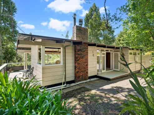 222 Atkinson Road, Titirangi