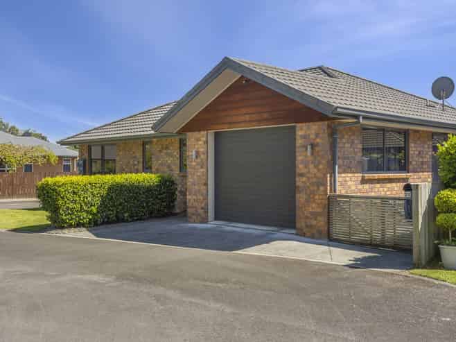 20/2 Grace Avenue, Cambridge