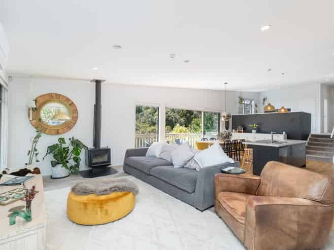 32 Mount Marua Way, Mount Marua