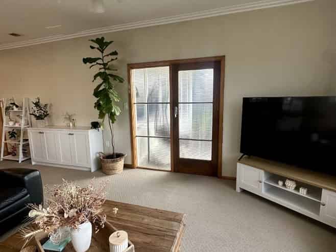 715 Maxville Drive, Parkvale