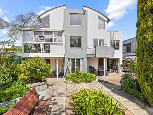 CBD development – HRZ Zone – As is where is