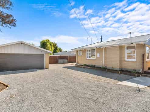 15 Ebony Street, Bishopdale