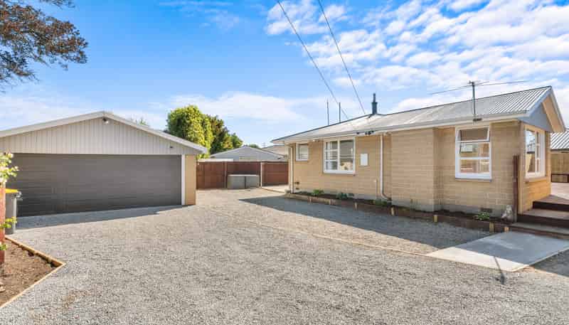 15 Ebony Street, Bishopdale