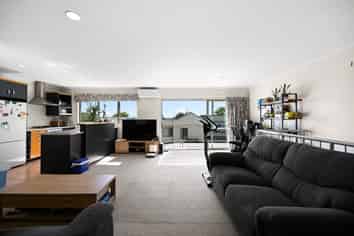 4/11a Ruakiwi Road, Hamilton Lake