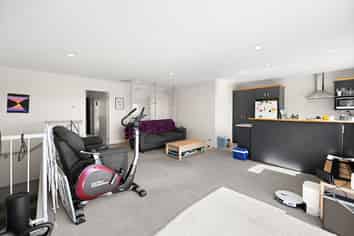 4/11a Ruakiwi Road, Hamilton Lake