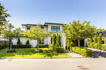 38 Glen Oaks Drive, Northwood