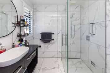 38 Glen Oaks Drive, Northwood