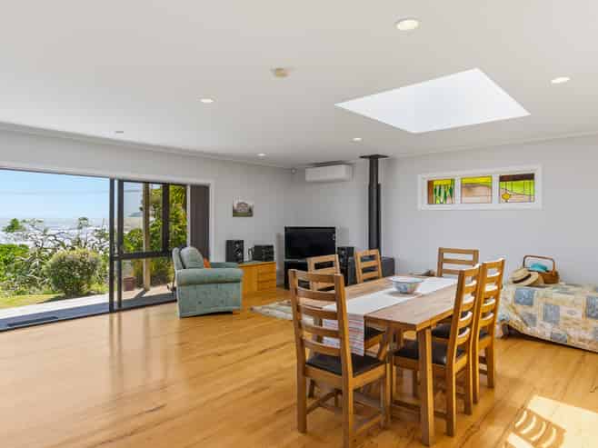 114 The Parade, Paekakariki