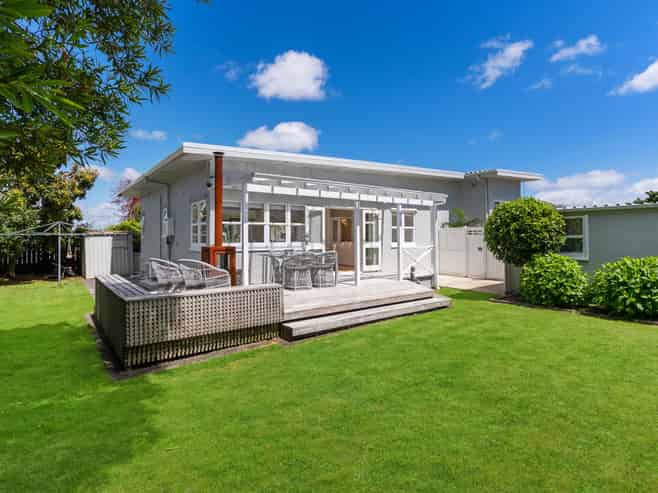 69 Moana Avenue, One Tree Hill