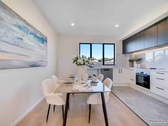 5/32 Tiraumea Drive, Pakuranga