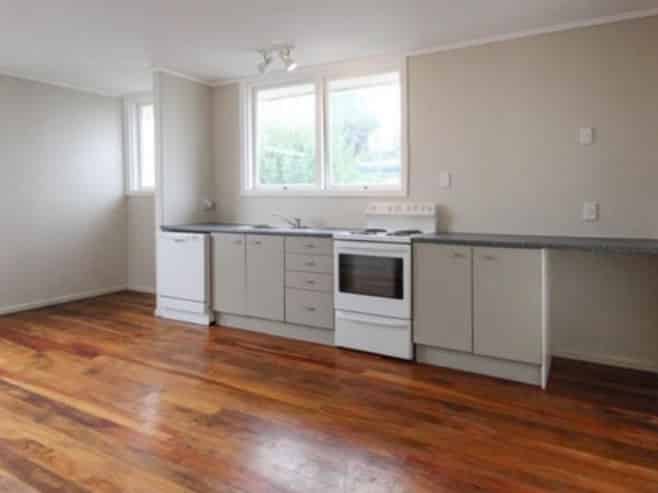 b/61 Te Aute Road, Havelock North