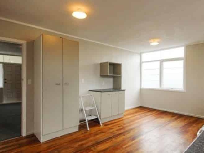 b/61 Te Aute Road, Havelock North