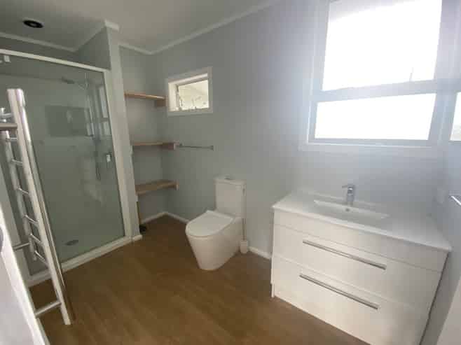 b/61 Te Aute Road, Havelock North