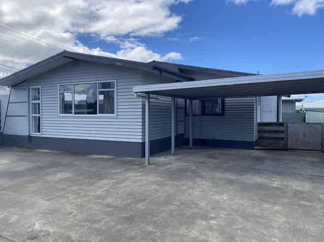 b/61 Te Aute Road, Havelock North