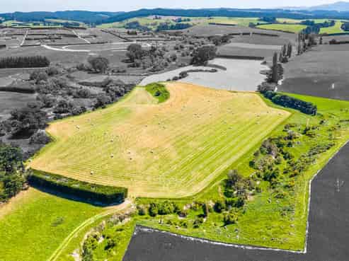 863 Marshmans Road, Sefton