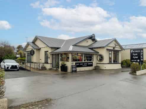 Salon and Homewares - 139K Owner Income