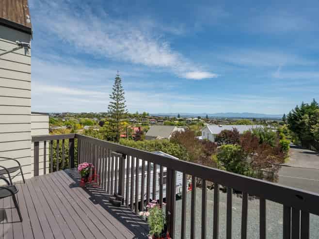 18 Hunter Avenue, Richmond