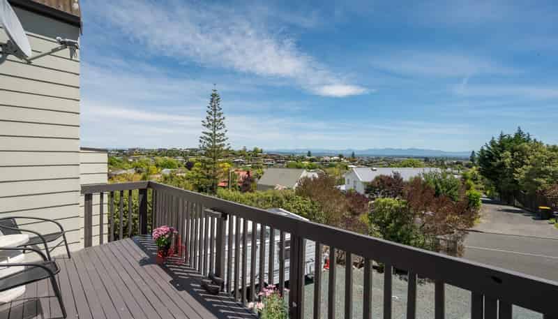 18 Hunter Avenue, Richmond