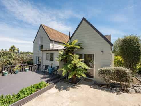 18 Hunter Avenue, Richmond