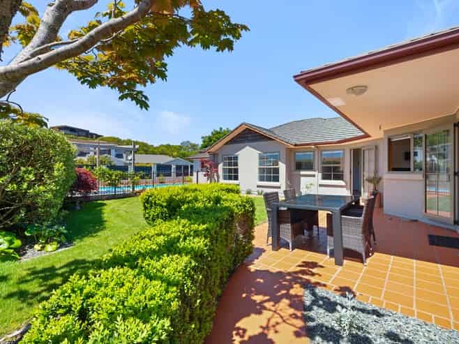 11 Shelter Grove, Frankleigh Park