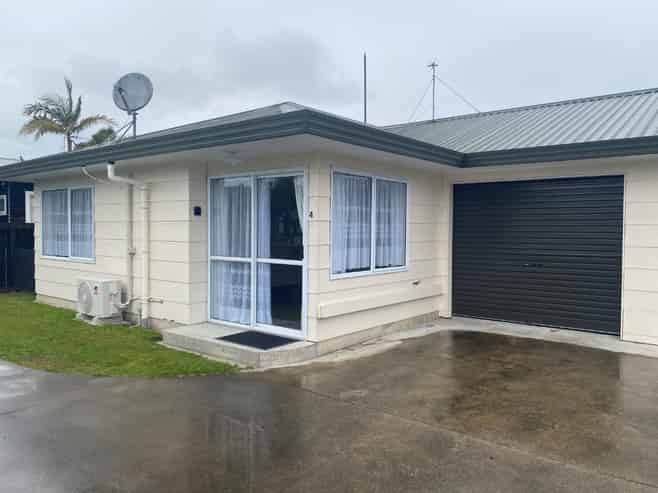 4/84 King Street, Taradale