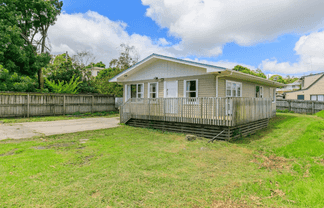 165 Royal Road, Massey