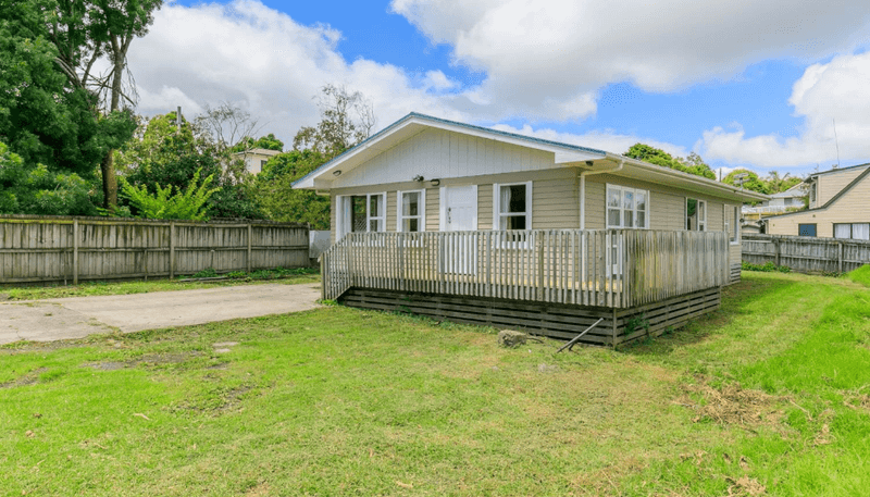 165 Royal Road, Massey