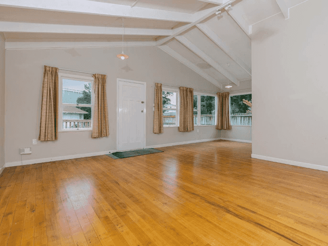 165 Royal Road, Massey