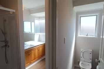 2/15 Summermist Drive, Northpark