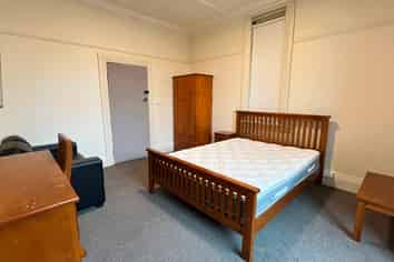 Room 1/ 9 Union Street, North Dunedin